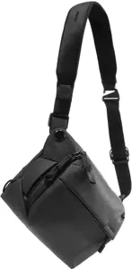 "Peak Design Everyday Sling V2 10L", juoda