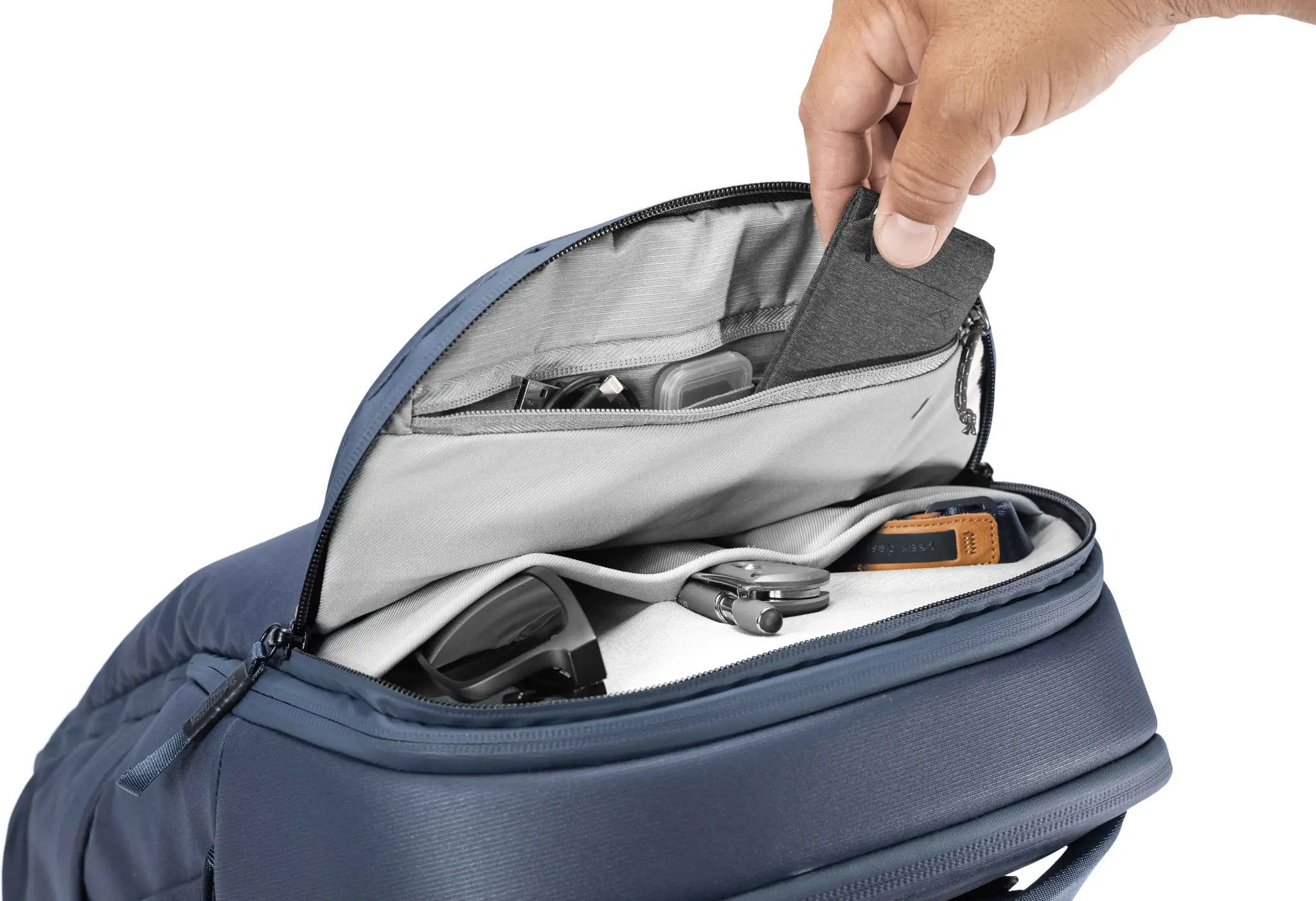 "Peak Design" kelioninė kuprinė 30L, vidurnaktis