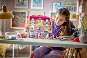 LEGO FRIENDS 42704 Heartlake City Grand Hotel