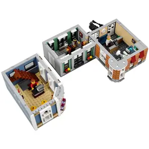 LEGO CREATOR EXPERT 10255 surinkimo aikštelė