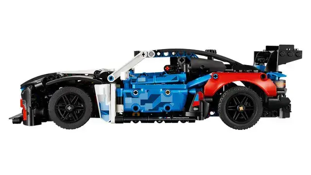 LEGO TECHNIC 42226 BMW M4 GT3 EVO Race Car