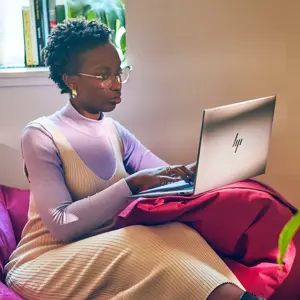 HP ZBook Firefly G11 Intel Core Ultra 5 135H Mobile workstation 35.6 cm (14") WUXGA 16 GB DDR5-SDRAM 1 TB SSD NVIDIA RTX A500 Wi-Fi 6E (802.11ax) Windows 11 Pro AI Workstation, AI PC Grey