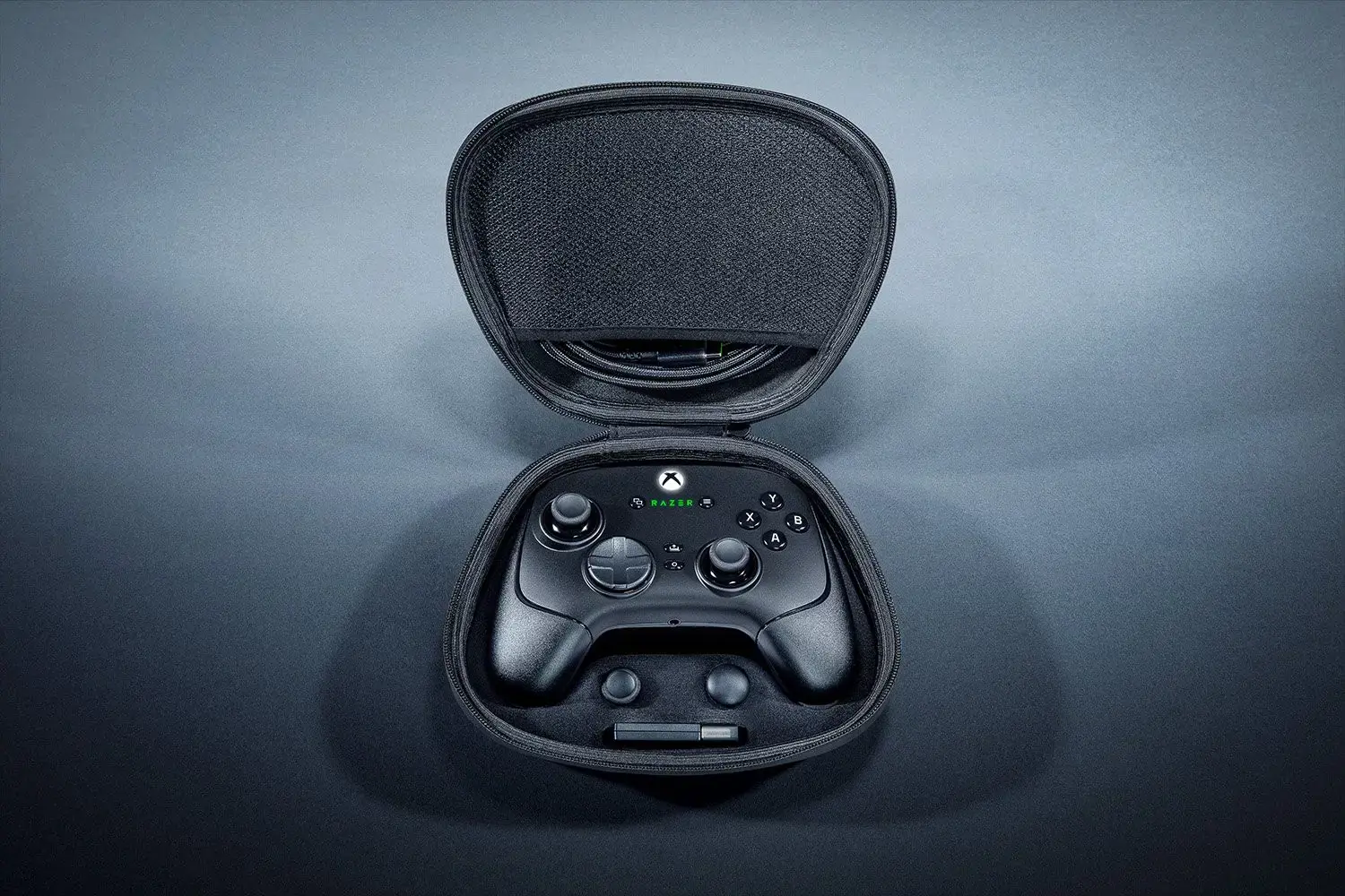 Razer | Wireless Esports Controller for Xbox/PC | Wolverine V3 Pro | Black