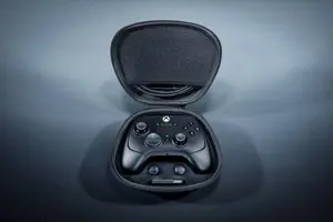 Razer | Wireless Esports Controller for Xbox/PC | Wolverine V3 Pro | Black