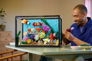 LEGO ICONS 10366 Tropical Aquarium