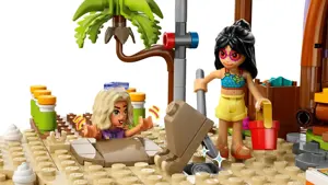 LEGO FRIENDS 42673 Family Vacation Beach Resort