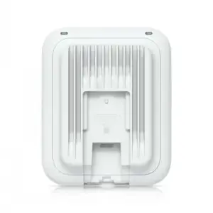 Ubiquiti Access Point | U7 Outdoor | 2.4 - 5 GHz | 2500 Mbit/s | Ethernet LAN (RJ-45) ports 1 | MU-MiMO Yes | PoE in | Antenna type External