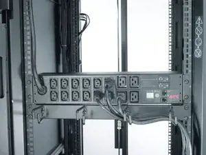 APC matuojamas stovo PDU 32A Zero U / 230V
