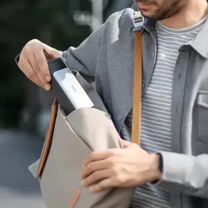 "Anker 737", 24000 mAh, 140 W, juoda, sidabrinė