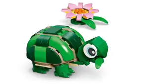 LEGO CREATOR 3 IN 1 31377 Turtle with a Water Lily Flower