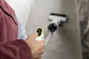 Kärcher FCV 2 Natural N Battery Dry&wet Bagless 160 W White