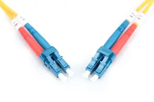 DIGITUS LWL komutacinis kabelis LC/LC 09/125um singelmode Duplex be halogenų su protokolu geltonas 1m