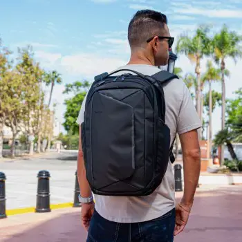 TARGUS PRO-TEK 16" TECH BACKPACK, BLACK