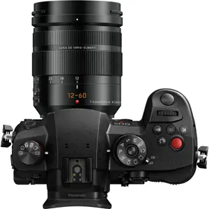 Panasonic DC-GH5 mark II + 12-60mm Leica