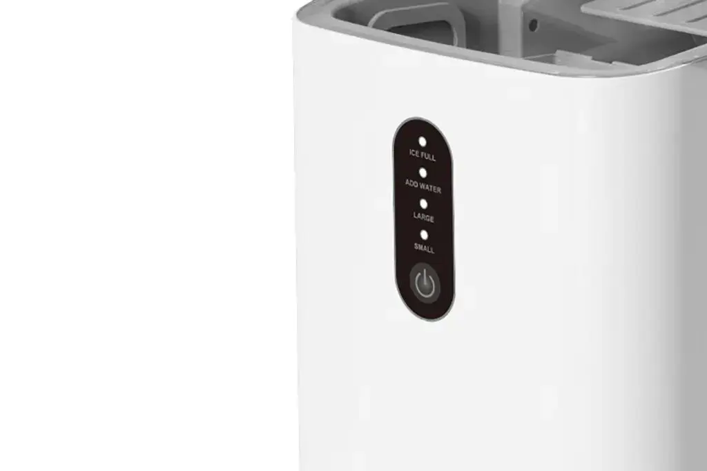 Blaupunkt ice cube maker IMB201