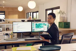 "HP E24t G5" 23,8 colių jutiklinis FHD monitorius 1920x1080 16:09 HDMI DP 3y (LT)