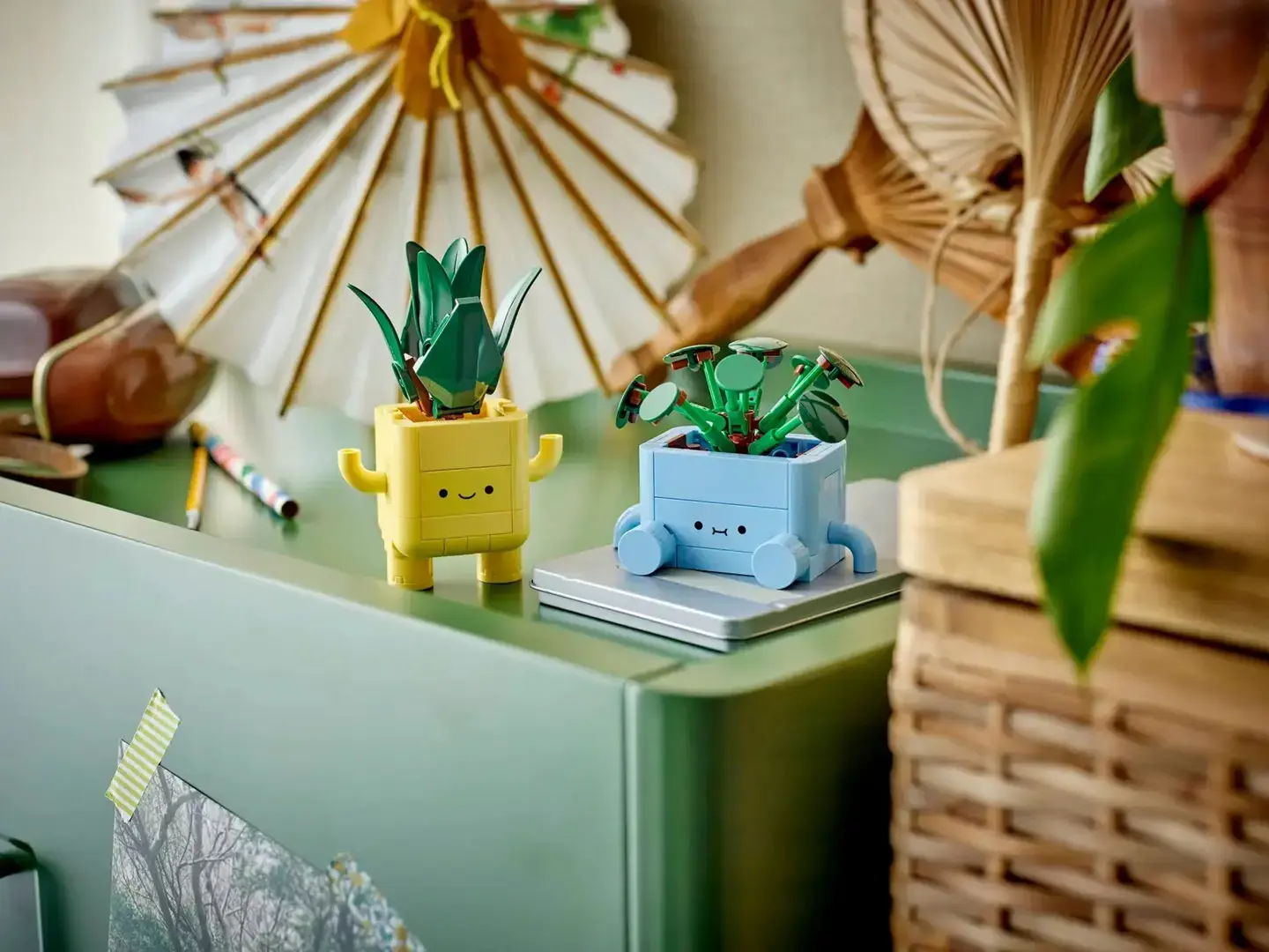LEGO BOTANICALS 10349 Happy Plants