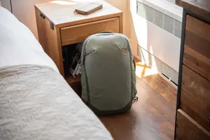 "Peak Design" kelioninė kuprinė 30L, šalavijas