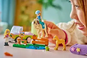 LEGO FRIENDS 42695 Horse and Baby Foal Trailer