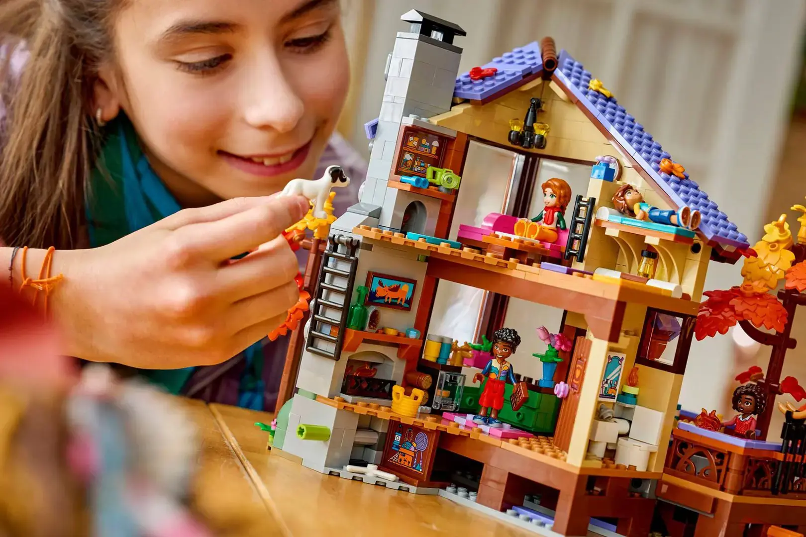 LEGO FRIENDS 42705 Cozy Fall Forest Cabin