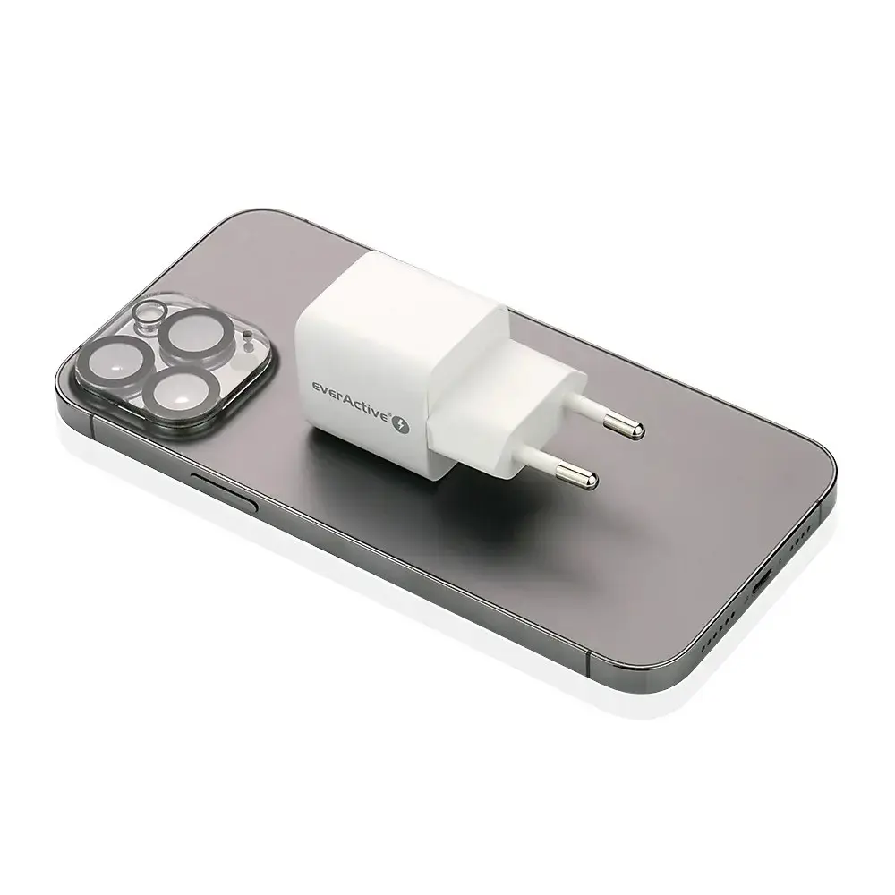 Charger 1 x USB, 1 x USB-C Quick Charge 3.0 20W white