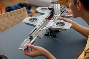 LEGO MARVEL 76354 S.H.I.E.L.D. Helicarrier