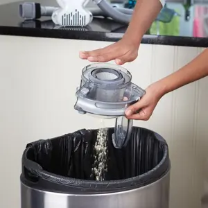 Black & Decker PD1820L-QW handheld vacuum Chrome Bagless