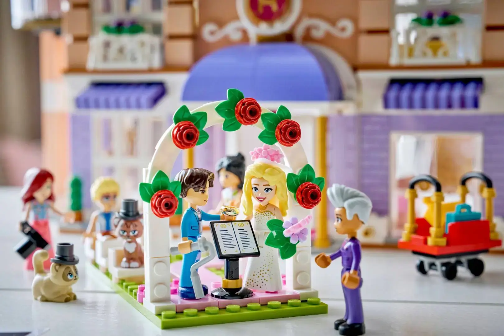 LEGO FRIENDS 42704 Heartlake City Grand Hotel