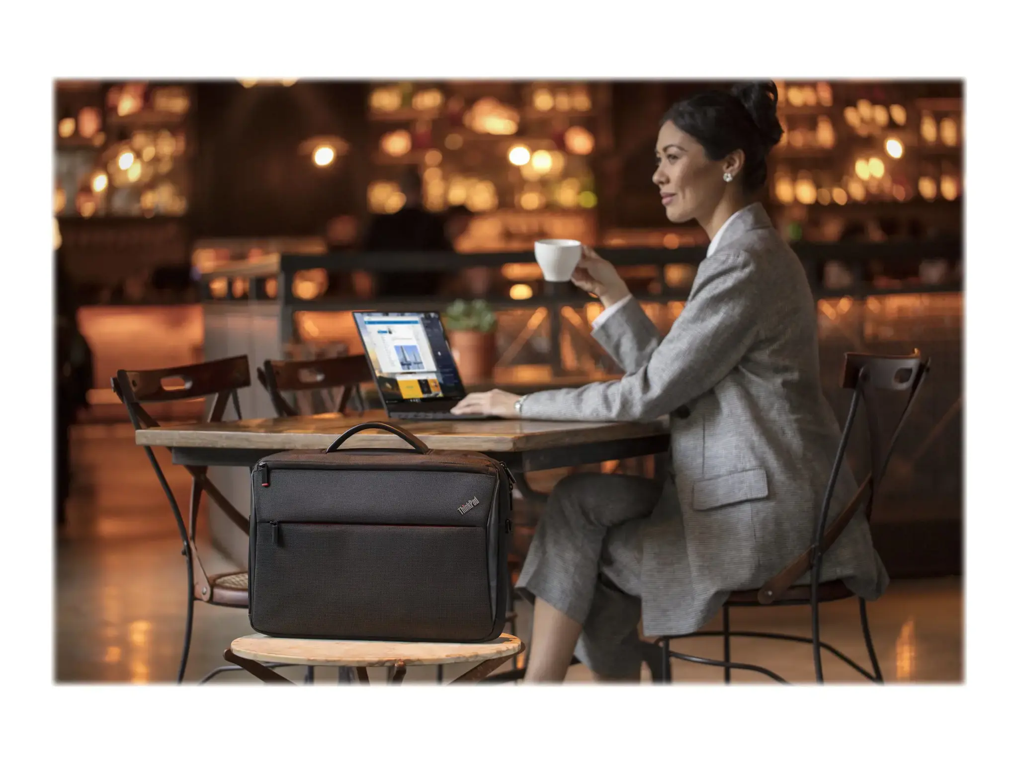 Lenovo 4X40Q26385, Kietas dėklas, 39,6 cm (15,6"), diržas per petį