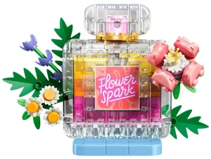 LEGO CREATOR 3 IN 1 31383 Floral Decor Perfume Bottle