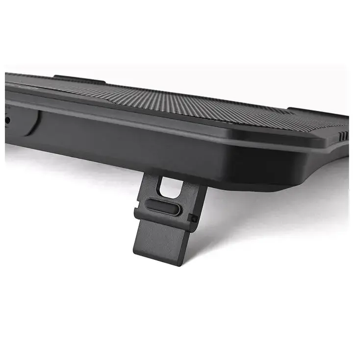 "Thermaltake Massive 20 RGB" nešiojamojo kompiuterio aušinimo padas CL-N014-PL20SW-A (19 colių; 1 ventiliatorius)