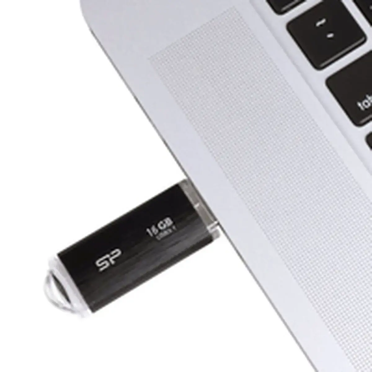 SILICONPOW SP016GBUF3B02V1K Silicon Power memory USB Blaze B02 16GB USB 3.1 juoda