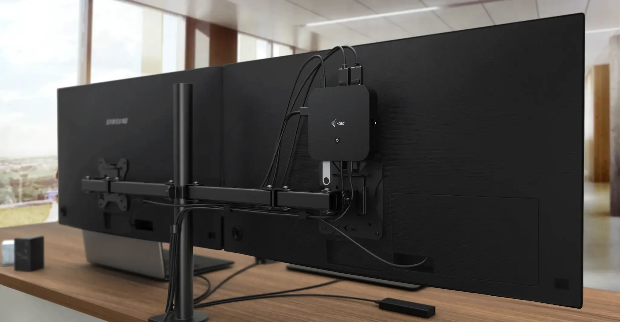 I-TEC USB-C Dual Display MST DS 2x DP 1x GLAN 3x USB 3.1 2x USB 2.0 1x USB-C-DatA 1x Audio/Mic lizdas 1x 100W USB-C PD + įkroviklis 112W