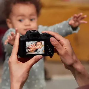 "Canon EOS R1001 + RF-S 18-45mm F4.5-6.3 IS STM rinkinys, 24,1 MP, 6000 x 4000 taškų, CMOS, 4K Ultra HD, 309 g, juoda