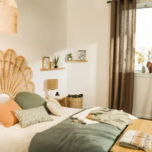 Tefal Pro Express Eco GV9E22E0 steam ironing station 2200 W 1.8 L Durilium AirGlide Autoclean soleplate Beige, White