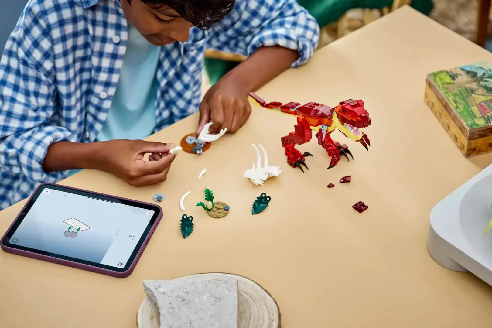 LEGO CREATOR 3 IN 1 31379 Fierce Dinosaur