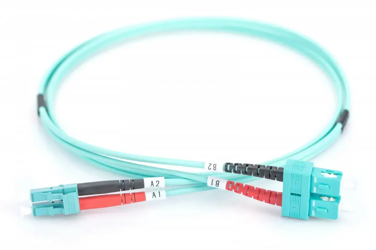 DIGITUS LWL patchcable LC/SC 50/125 3m multimode duplex halogenfree with protocoll OM3