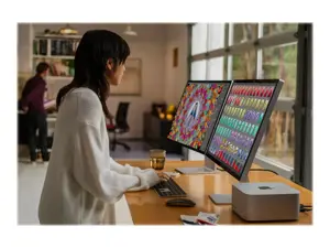 Apple | Studio Display, Standard Glass | 27 " | 5K | 16:9 | 60 Hz | 5120 x 2880 pixels | 600 cd/m² | Silver