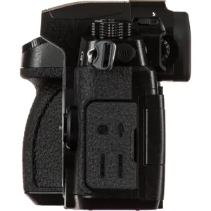 Panasonic Lumix DC-G90 + 12-60MM F/3.5-5.6