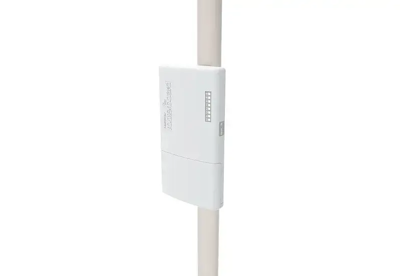 MIKROTIK RB960PGS-PB PowerBox Pro L4 128MB RAM 5xGig LAN 1xSFP 1xUSB prievadas 2-5 802.3af/at