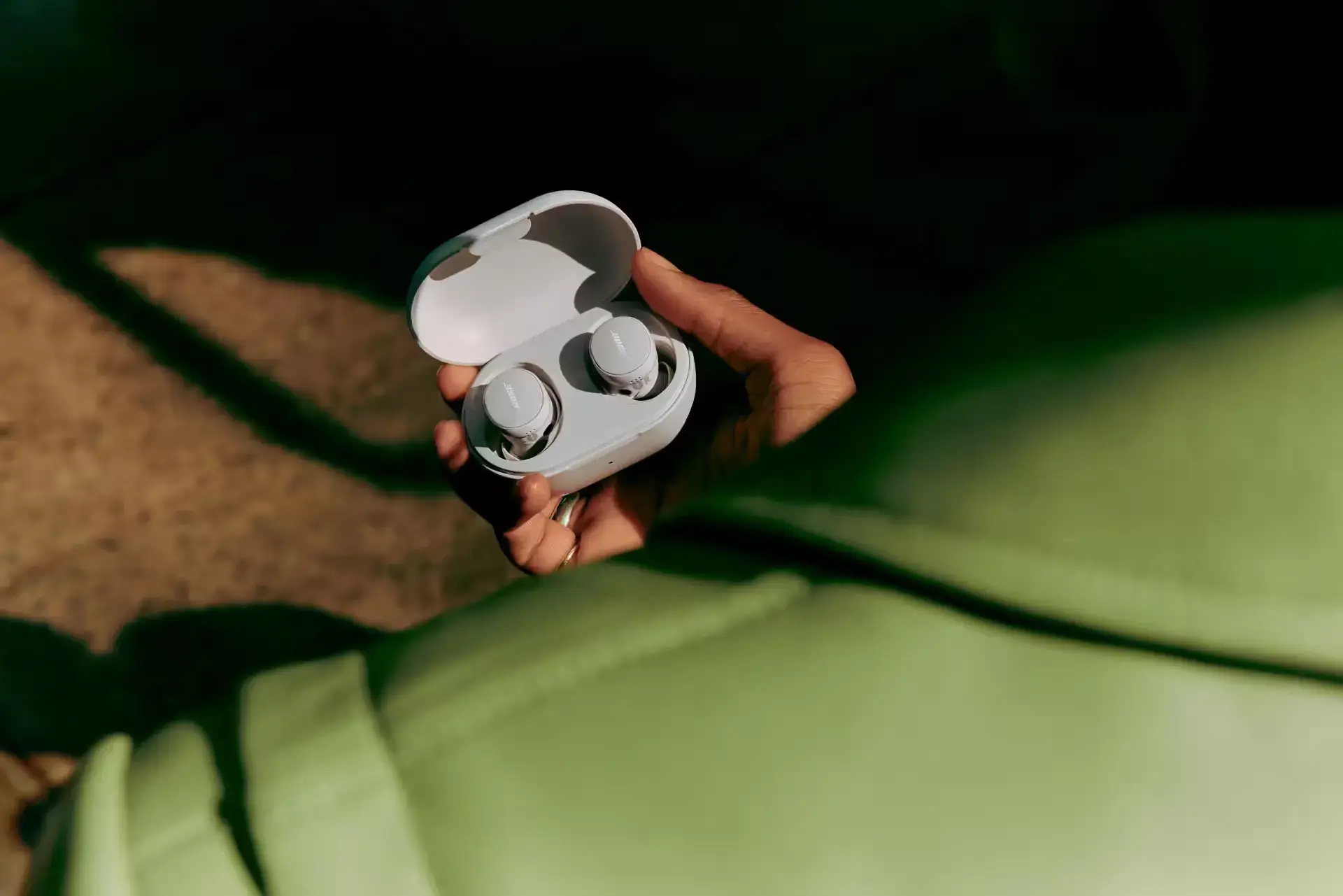 Bose wireless earbuds QuietComfort Earbuds, white